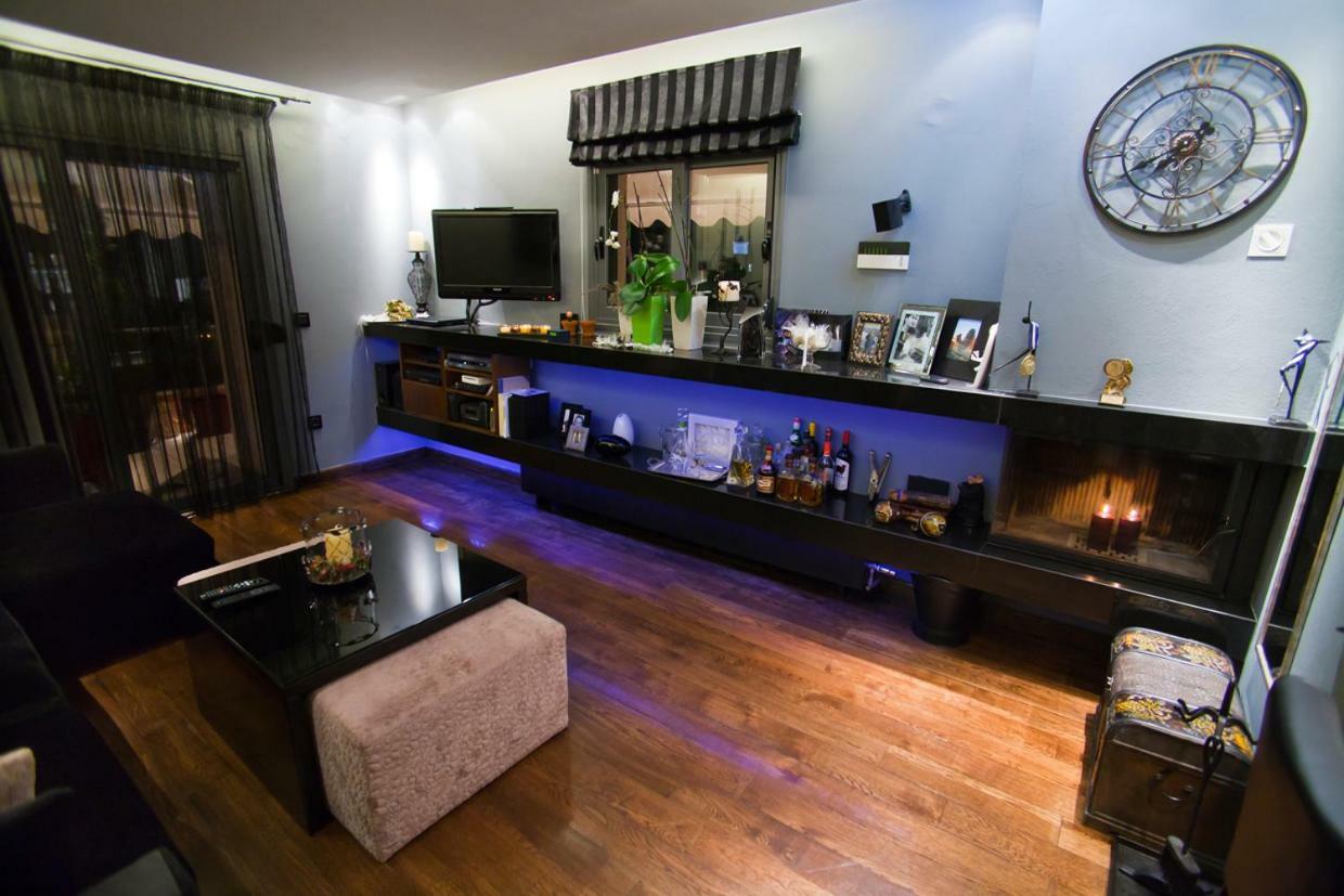 Deluxe Boutique Suite , Jacuzzi, Private Parking, Fireplace Tessalónica Exterior foto